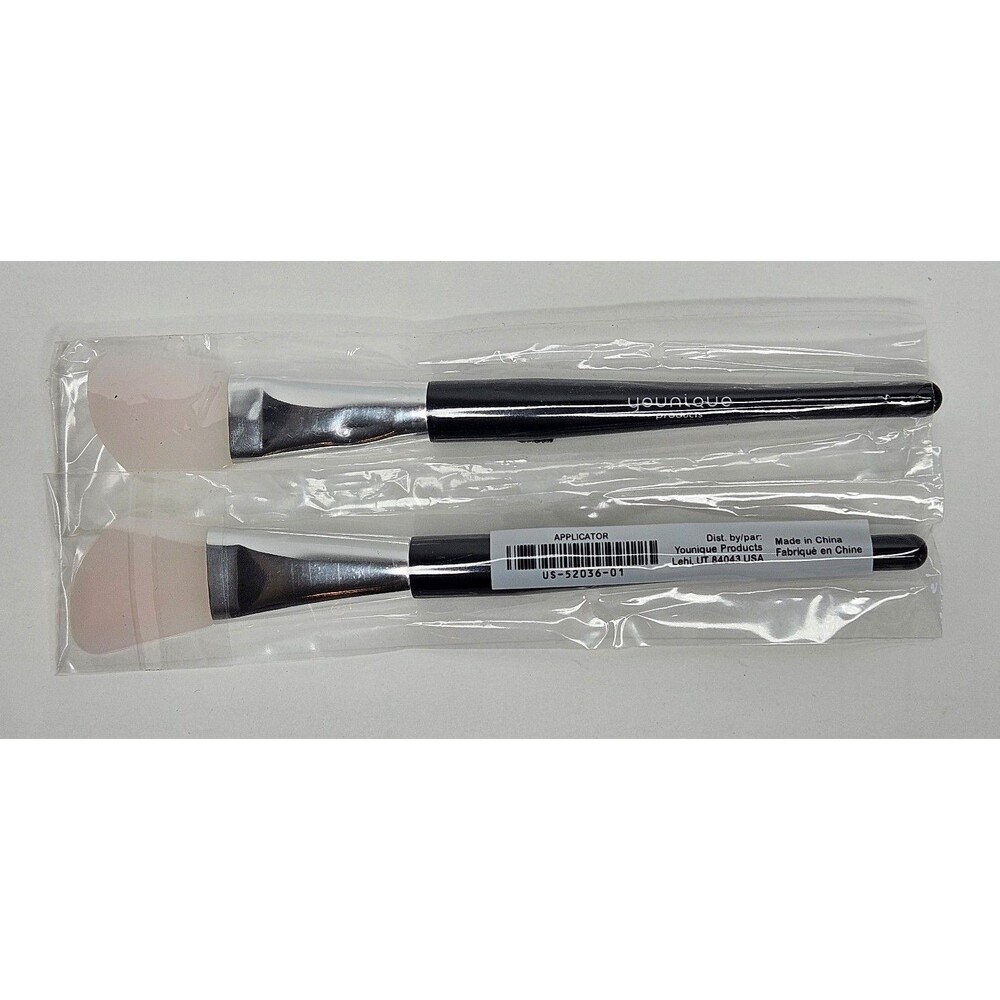 Lot of 2 Younique Applicator Brush New Sealed Mask Brush
